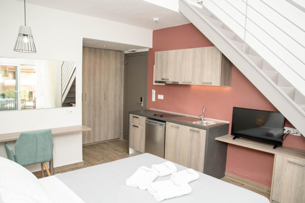 Aelia Luxury Apartments Nikiti  Exterior photo